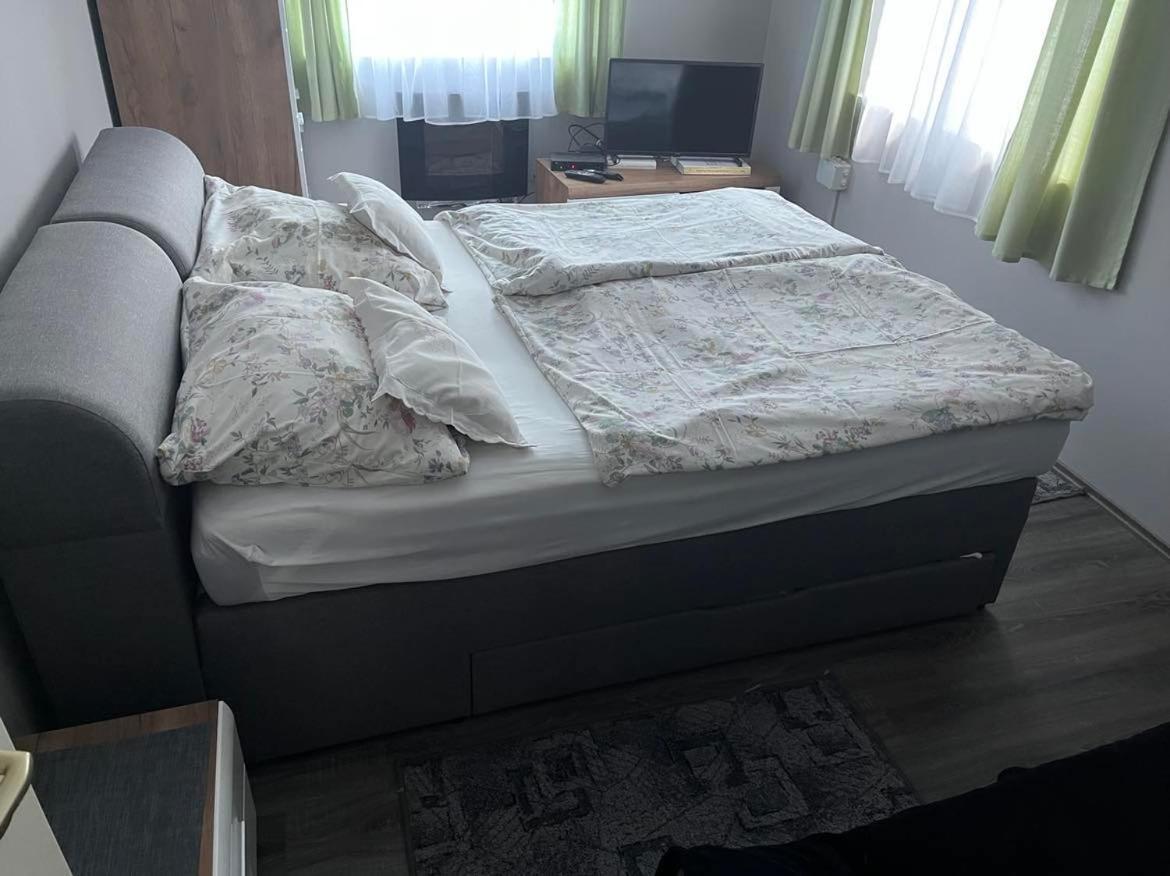 沃尼奥尔茨沃什海吉Talaber Vendeghaz公寓 外观 照片